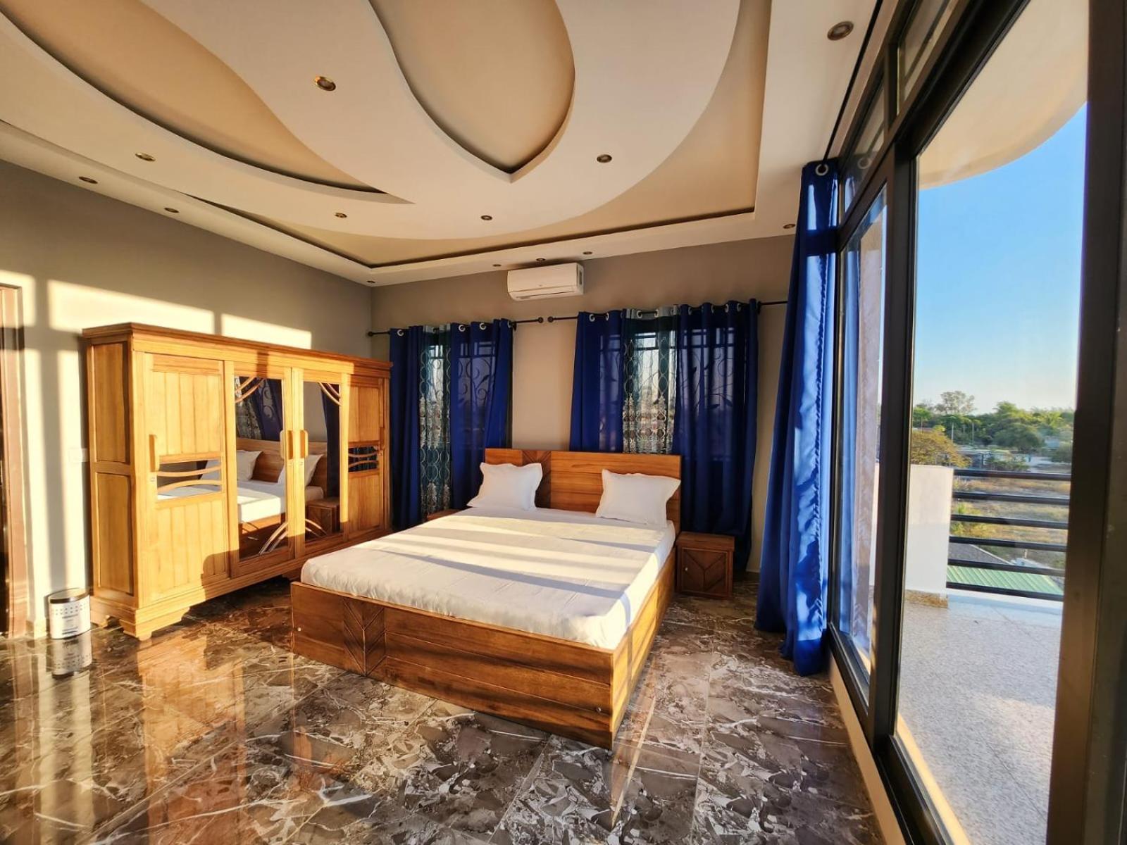 Ocean Heaven Hotel มาฮาจังกา ภายนอก รูปภาพ